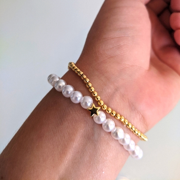 2 stone, gold plated beads, pearl & lettered bracelet stackable - Picture 6 of 11